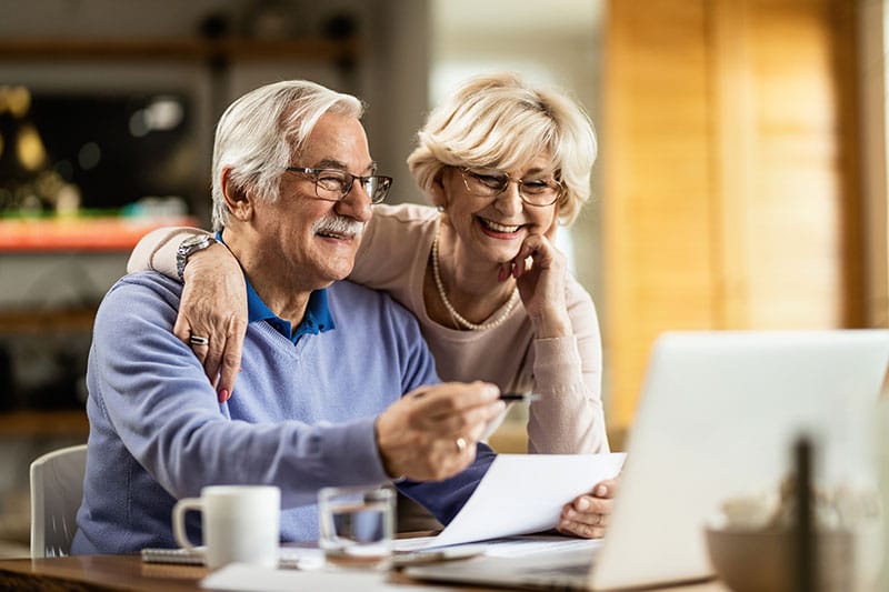 Older couple with laptop